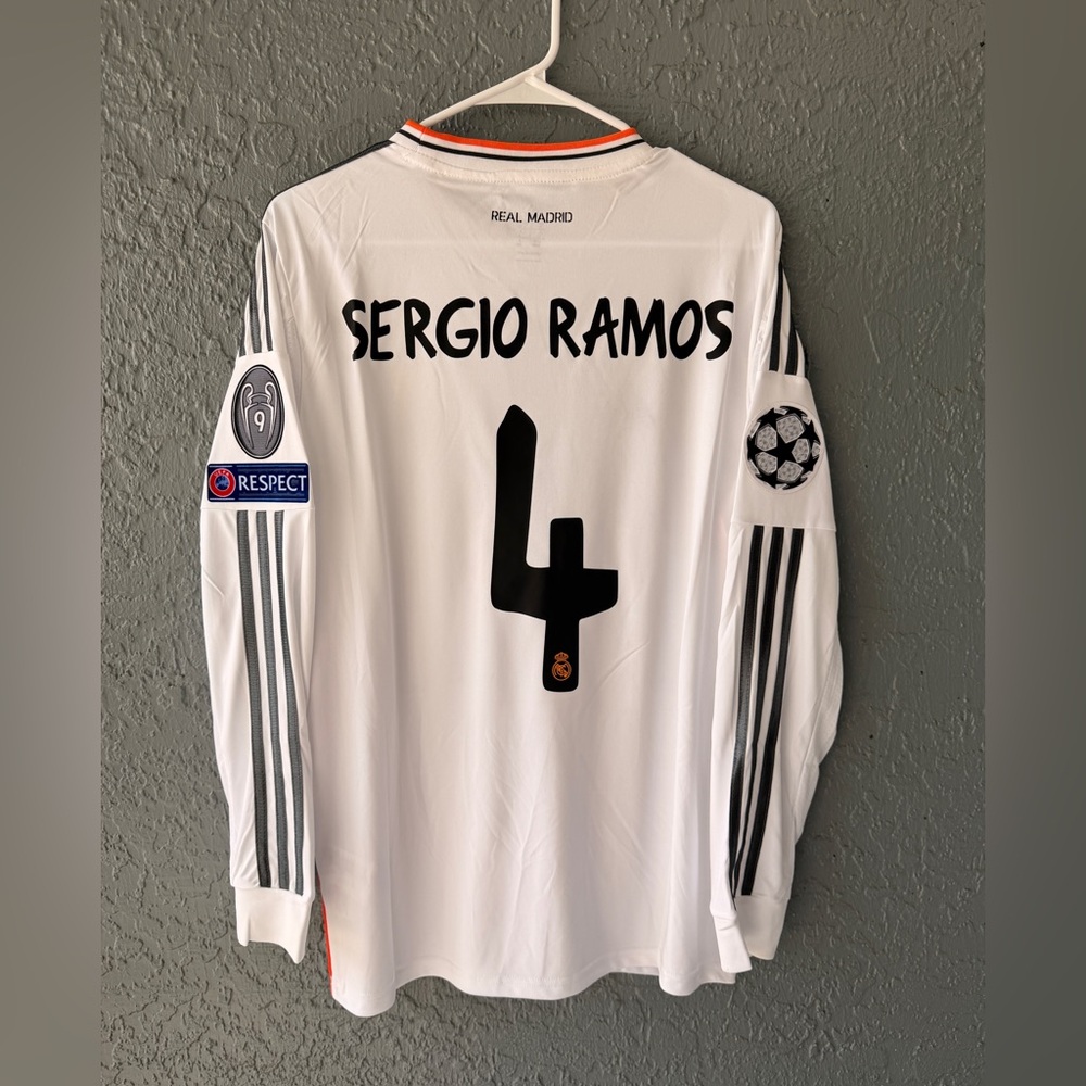 Real Madrid Sergio Ramos Jersey 2014 - Picture 2 of 7